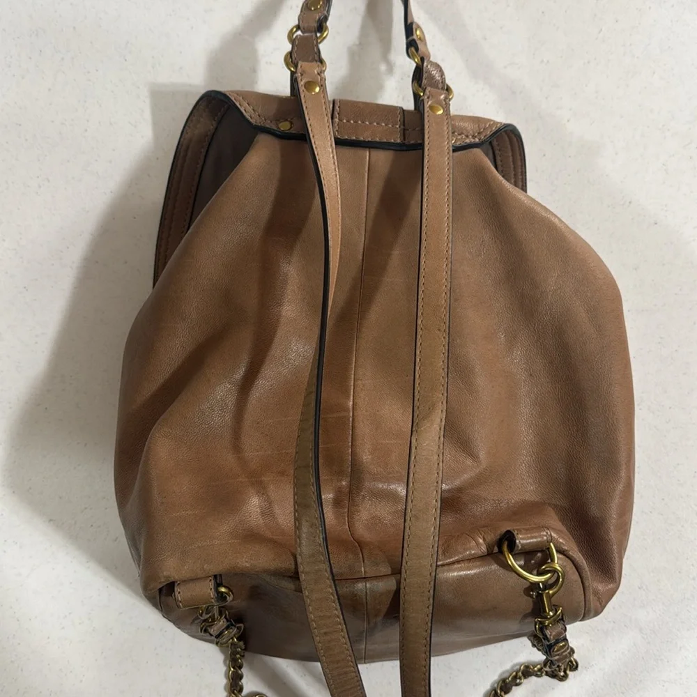 Frye Backpack Bucket Tan Leather Bag Gold Hardware Medium - Picture 2 of 14